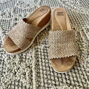 Earth Origins Women's Woven Tan Sandals